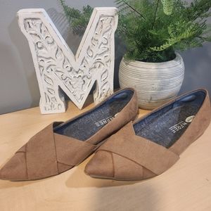 EUC: Dr. Scholls "Be Free"